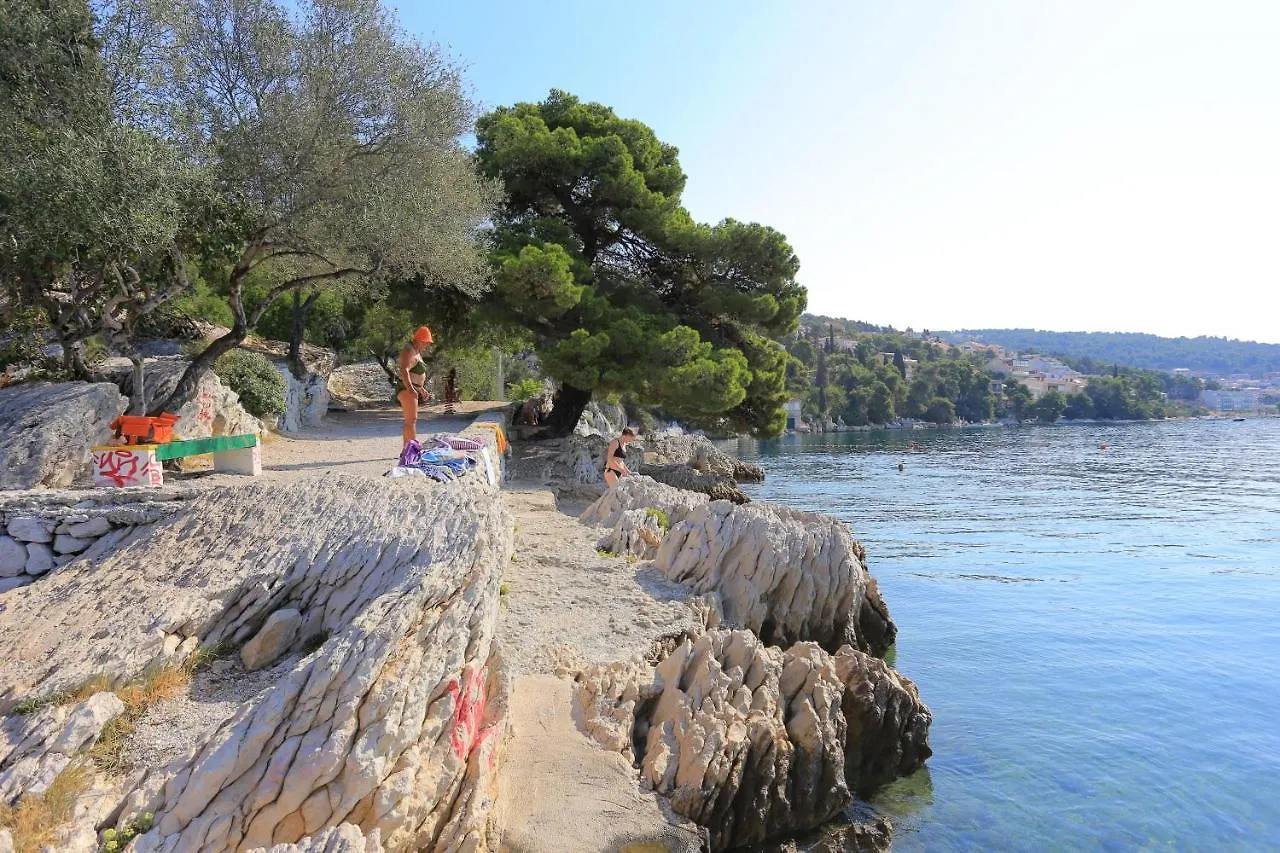 Apartments By The Sea Trogir - 15517 Croatia
